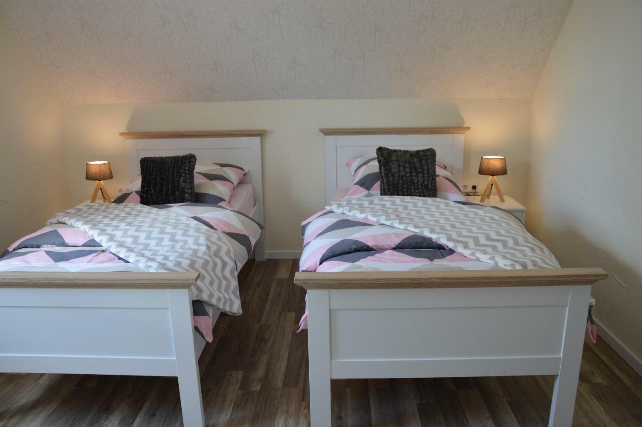 Ferienhaus Eifel-Charme Birgel Esterno foto