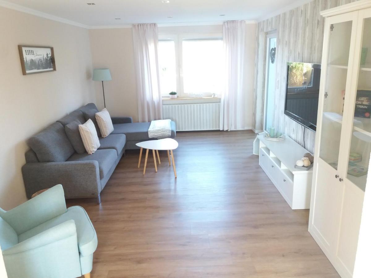 Ferienhaus Eifel-Charme Birgel Esterno foto