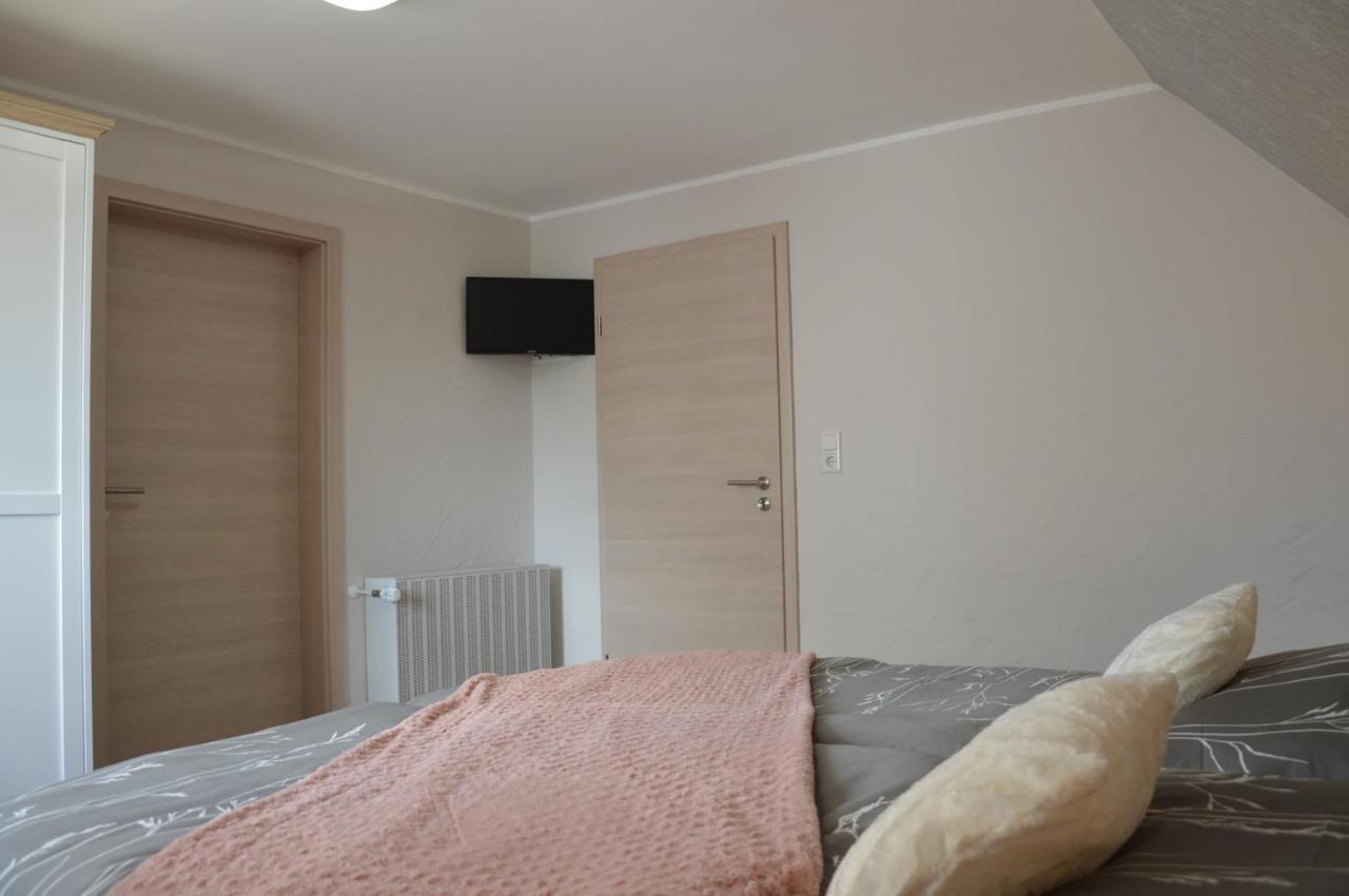 Ferienhaus Eifel-Charme Birgel Esterno foto